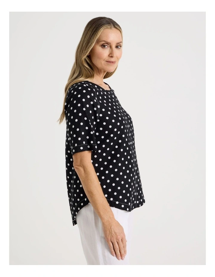 Short Sleeve Top With CF Seam & Curved Hem in Black/White Spot image 5