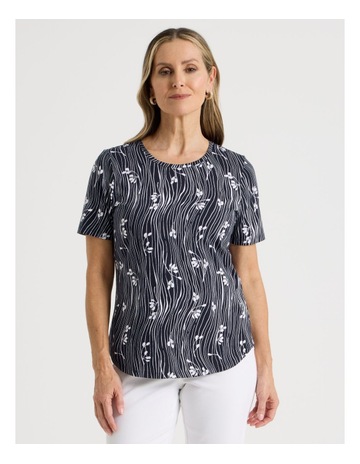 BLUE/WHITE WAVY STRI colour