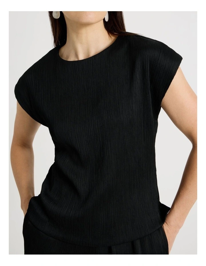 Sleeveless Plisse Top in Black image 3