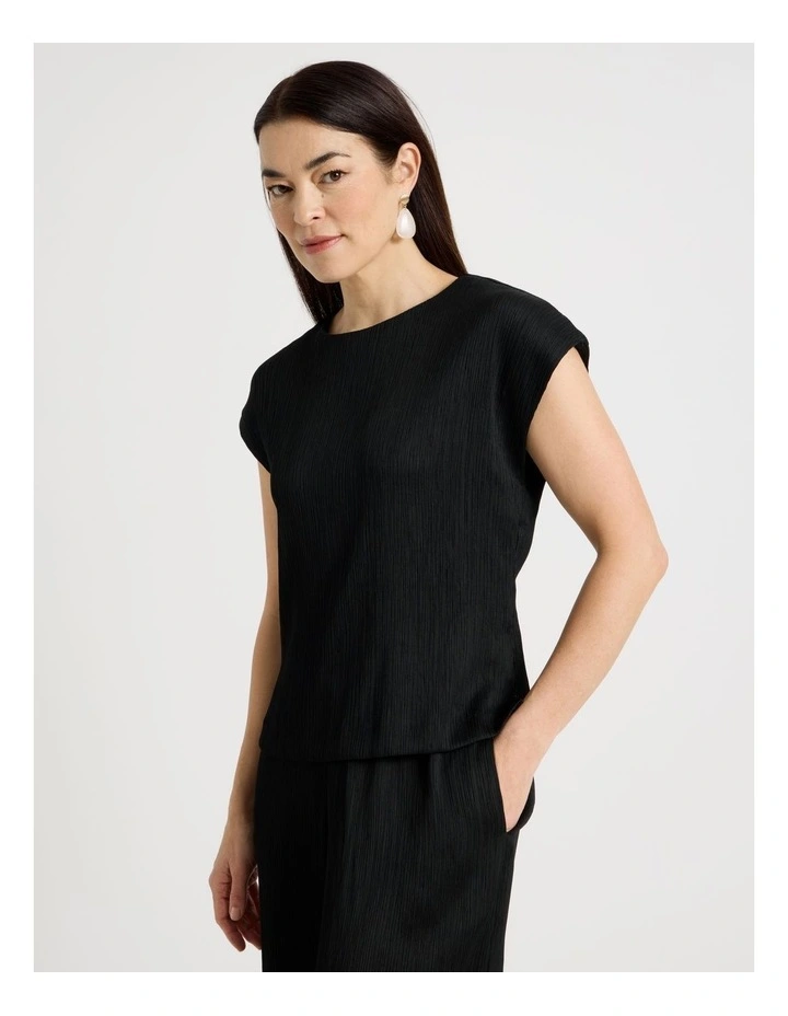 Sleeveless Plisse Top in Black image 4