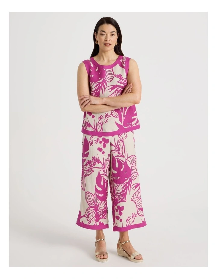 Sleeveless Shell Top With Solid Contrasts in Neutral/Hot Pink Print image 4