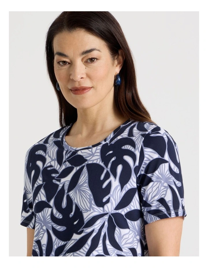 Wardrobe Staple Short Sleeve Tee in Blues/White Tropical Print image 3