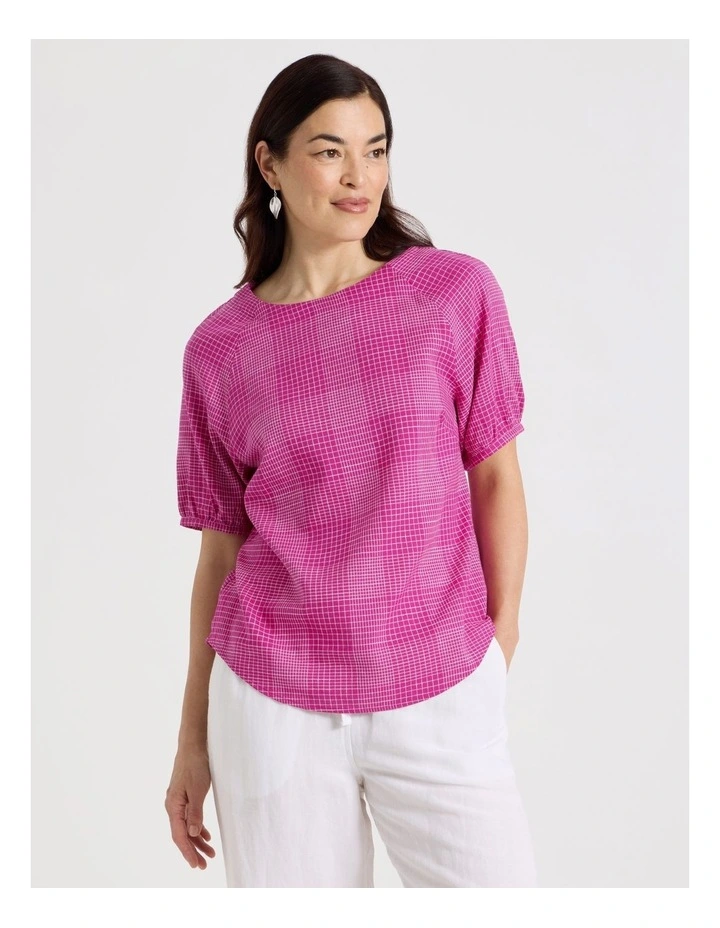 Short Raglan Sleeve Top With Curved Hem in Hot Pink/White Check image 1