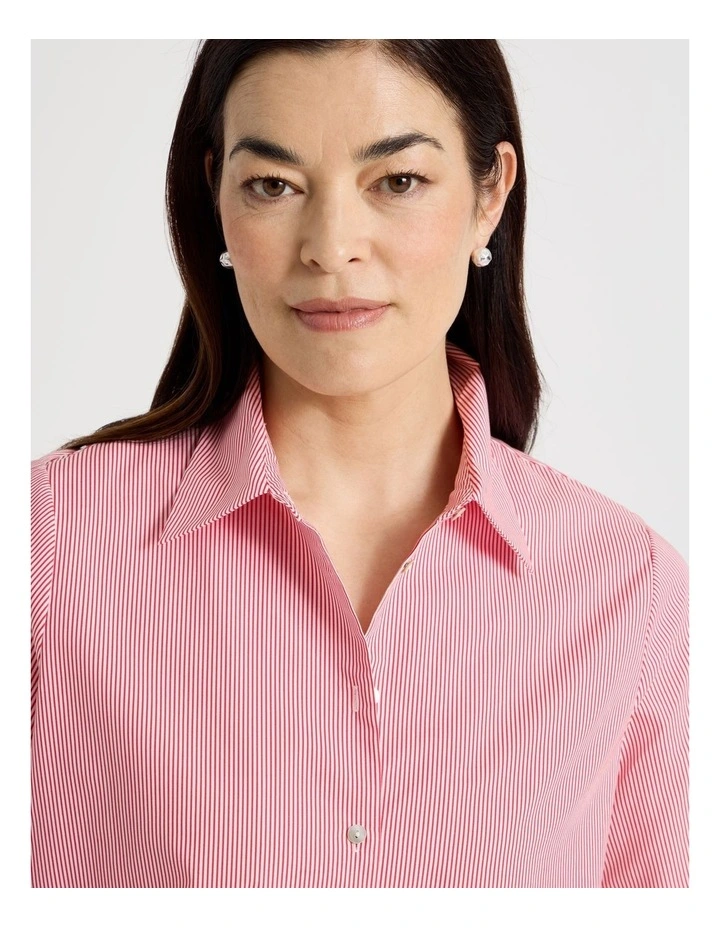 Stand Collar Long Sleeve Shirt With Forward Seams in Red/White image 3