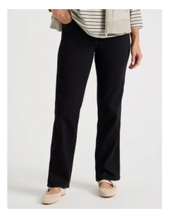 Wardrobe Staple Straight Jean In Black