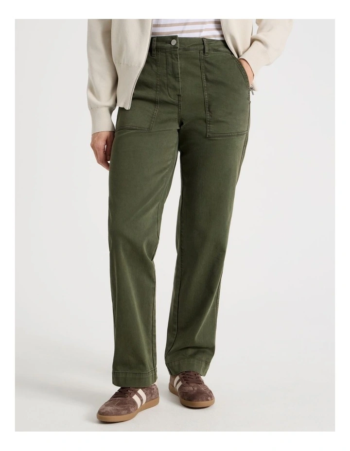Utility Stretch Pant With Patch Pockets in Olive image 2