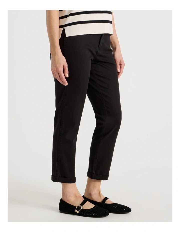 Wardrobe Staple Crop Jean in Black image 5
