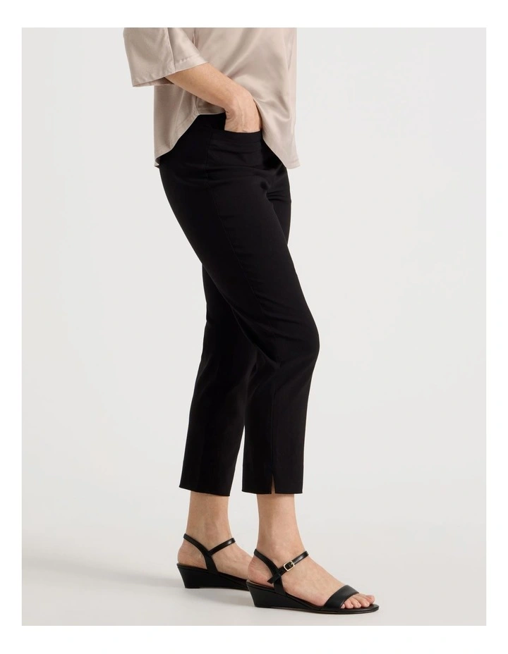 Wardrobe Staple Stretch Crop Pant in Black image 2
