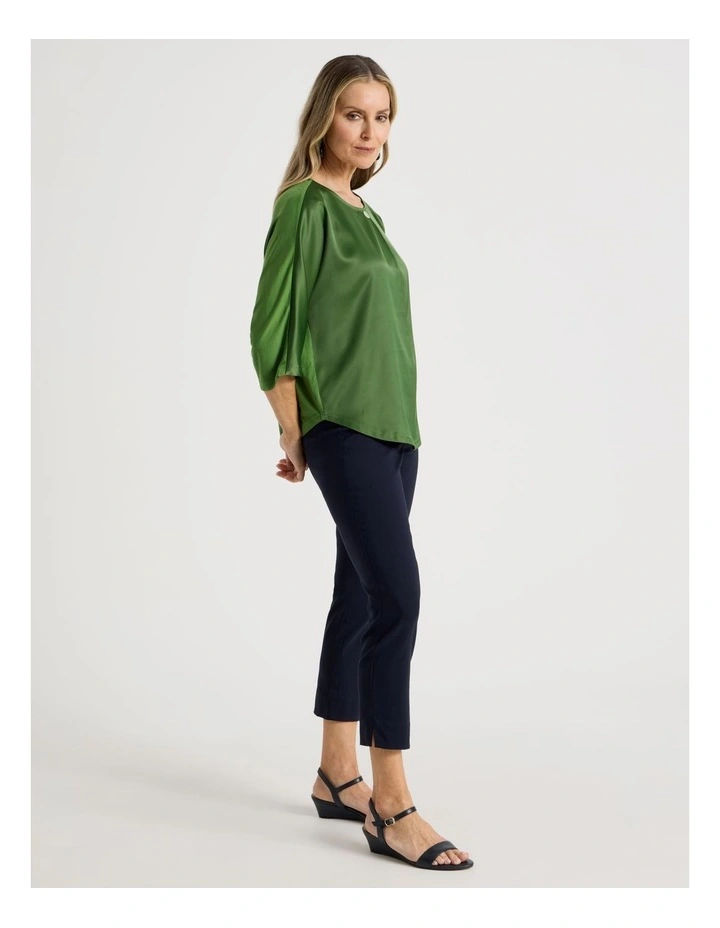 Wardrobe Staple Stretch Crop Pant in Navy image 4
