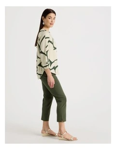 Wardrobe Staple Stretch Crop Pant in Khaki