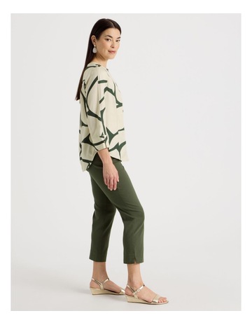 Khaki colour