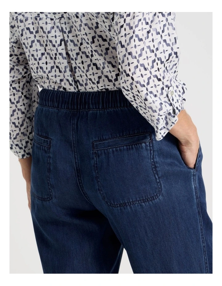Elastic Waist Tapered Light Weight Denim Pant in Dark Wash image 7