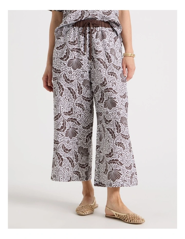 Elastic Waist Wide Leg Pant With Solid Waistband in Chocolate/White Floral image 2
