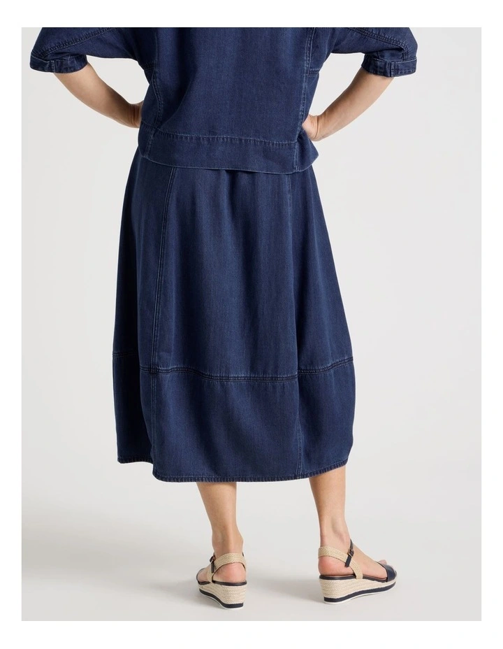 Elastic Back Tulip Hem Light Weight Denim Skirt in Dark Wash image 6