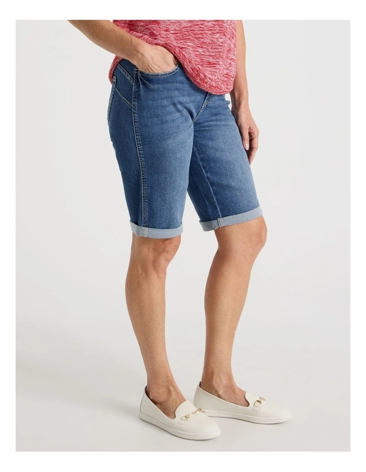 5 Pocket Stretch Denim Short in Light Indigo image 3
