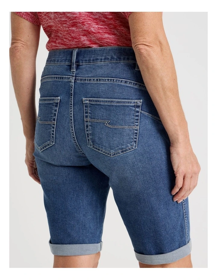 5 Pocket Stretch Denim Short in Light Indigo image 7