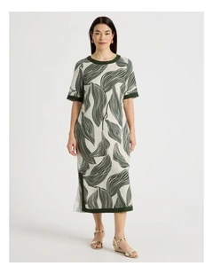 Short Sleeve Solid Trim Dress With Side Splits in Neutral/Olive Print