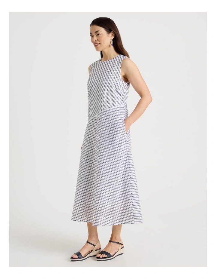 Asymmetric Waist Short Sleeve Dress in Ivory/Navy Embroidered Stripe image 3