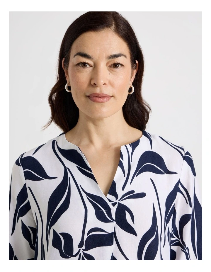 Notch Neck Short Sleeve Dress With Stripe Trim in White/Navy Floral image 3