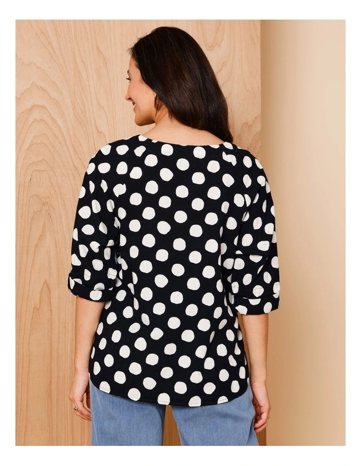 3/4 Roll Sleeve Top With Shaped Hem In Navy/White Spot image 5