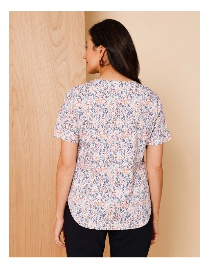 Wardrobe Staple Short Sleeve Tee In Watercolour Leaf Print White/Multi image 4