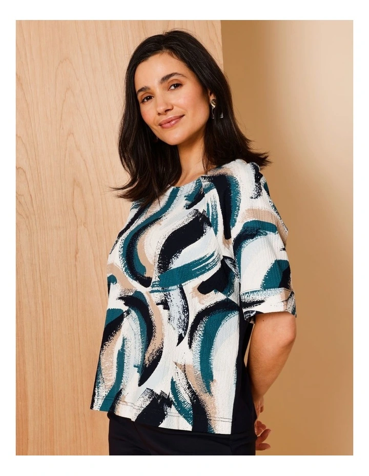 Raglan Short Sleeve Woven Front Tee With Knit Back In Blues/Navy/Neutral Abstract image 4