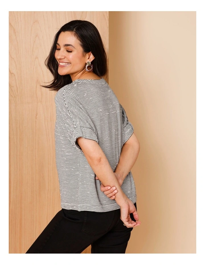 Elastic Cuff Extended Sleeve Tee In White/Black Jacquard image 4