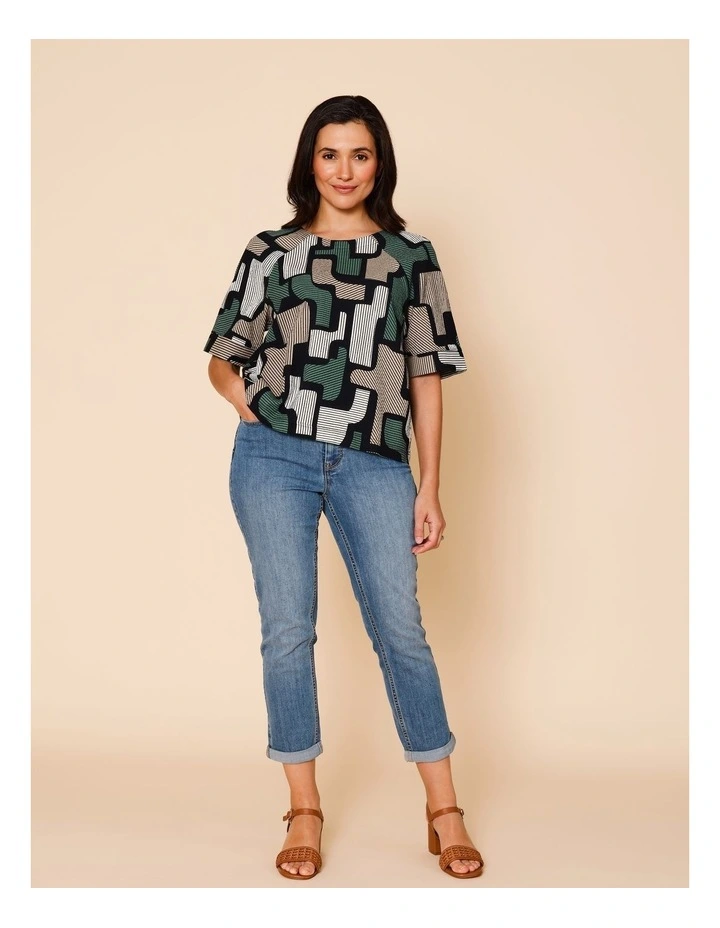 Raglan Short Sleeve Woven Front Tee With Knit Back In Green/Black/Neutral Geo Print image 3