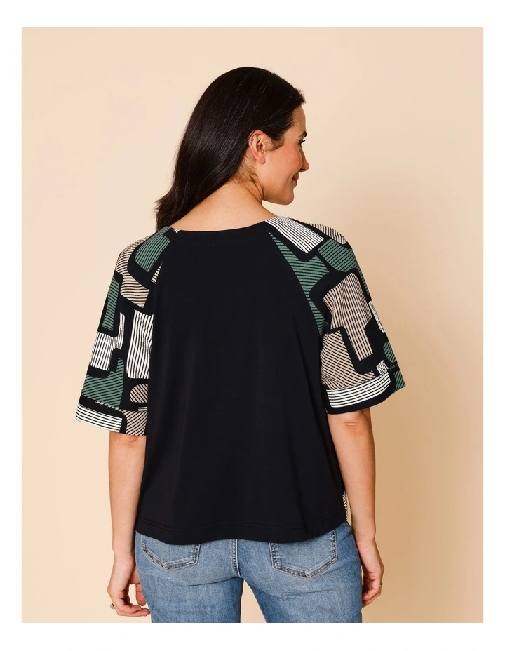 Raglan Short Sleeve Woven Front Tee With Knit Back In Green/Black/Neutral Geo Print image 6