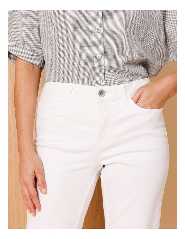 Wardrobe Staple Crop Denim Jean In White image 3