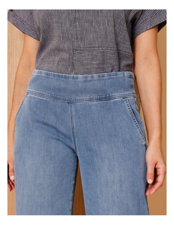 Stretch Crop, Pull On, Wide Leg Jean In Mid Wash image 4
