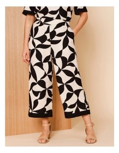 Wide Leg Crop Linen Blend Pant In Neutral/Black Leaf Print With Black Contrasts