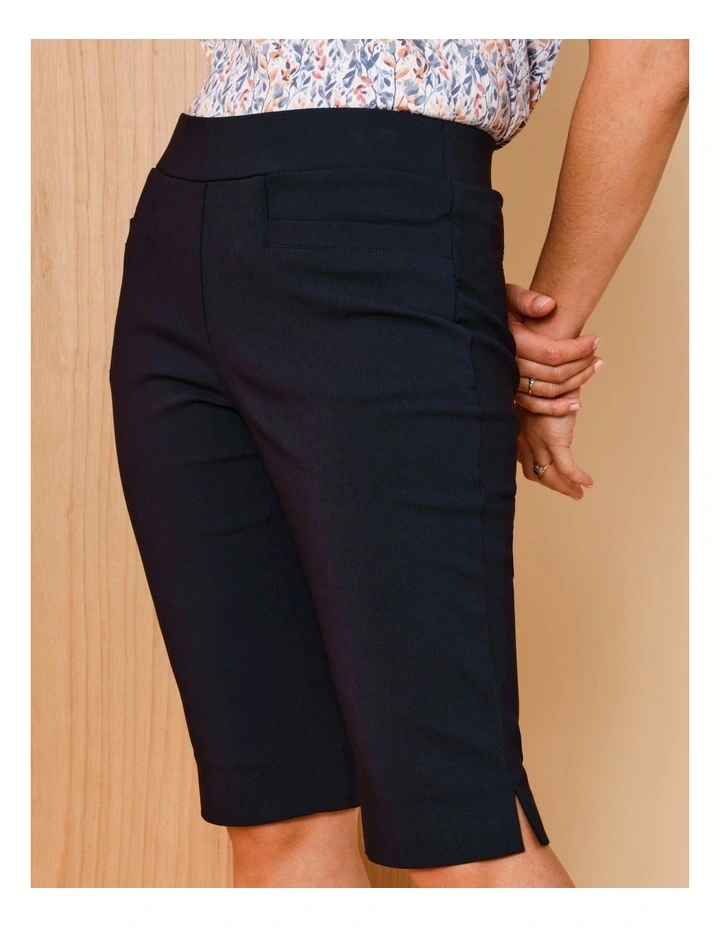 Wardrobe Staple Stretch Pedal Pusher In Navy image 4