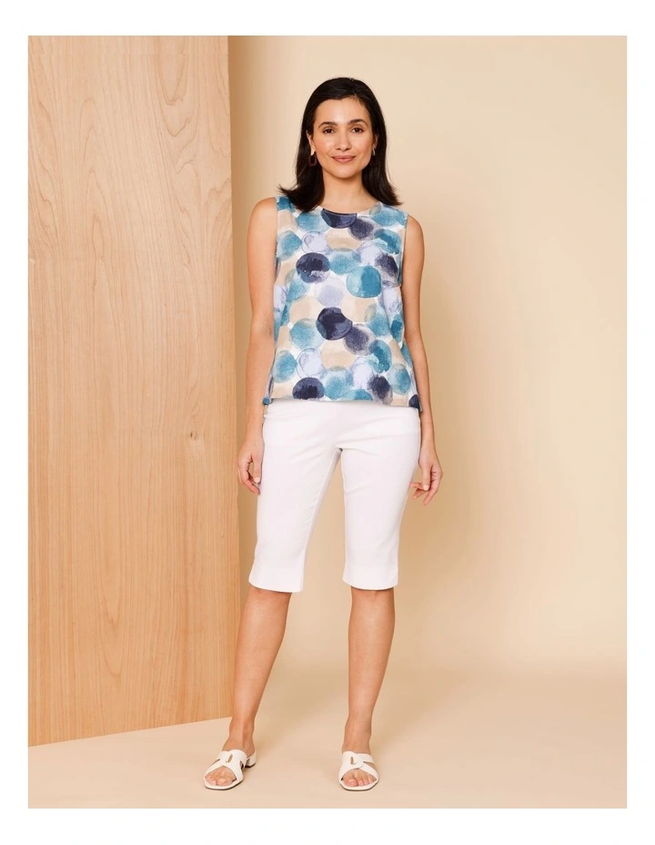 Wardrobe Staple Stretch Pedal Pusher In White image 6