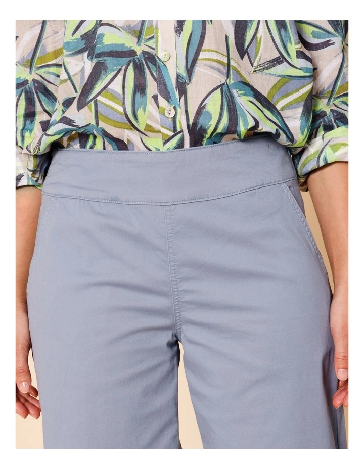 Stretch Cotton Crop Wide Leg Pant In Navy image 3