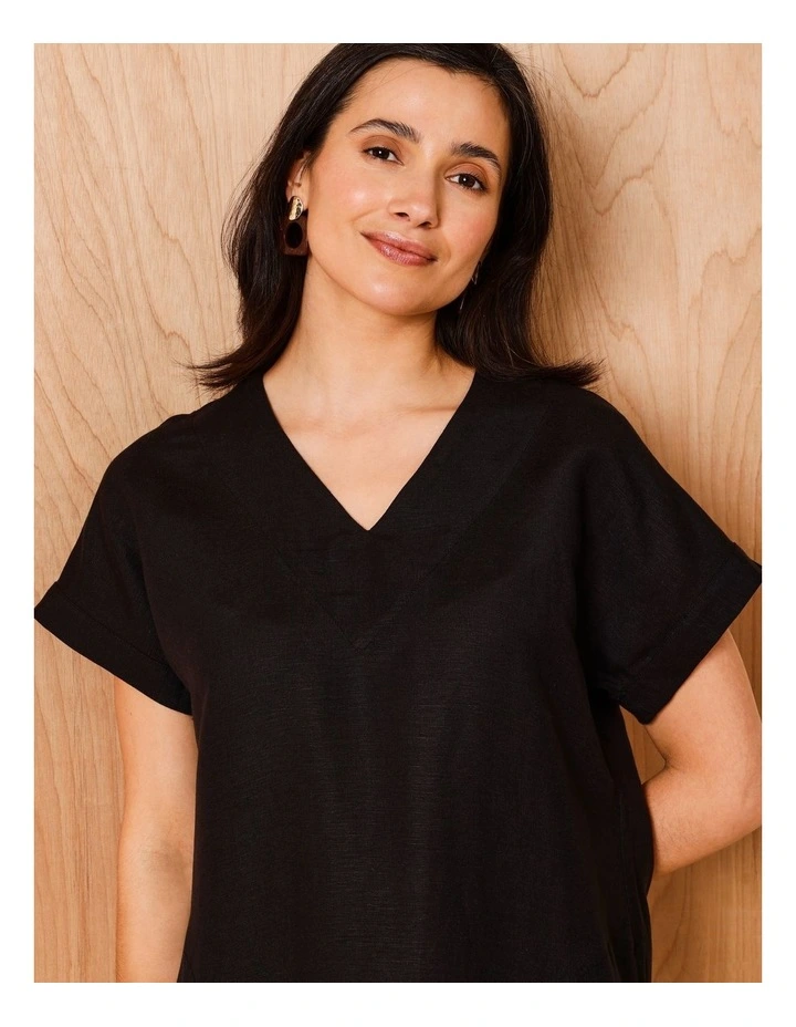V Neck Extended Sleeve Dress With Spliced Contrast Hem And Pockets In Black/Neutral/Pink image 4