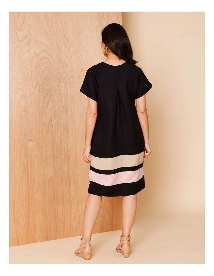 V Neck Extended Sleeve Dress With Spliced Contrast Hem And Pockets In Black/Neutral/Pink image 6