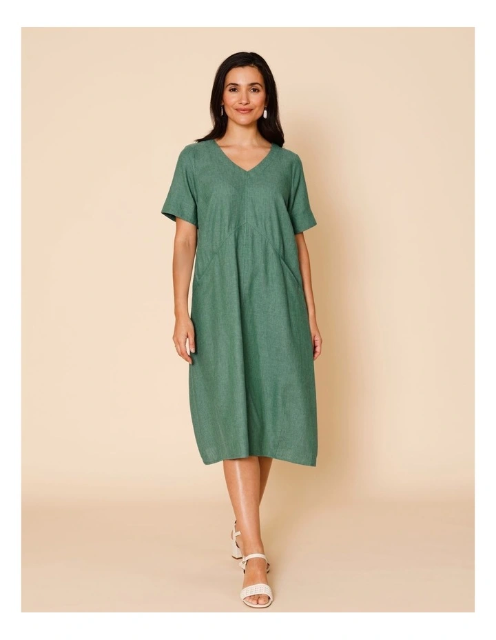 Short Sleeve Dress With Shaped Waist And Pockets In Green image 1
