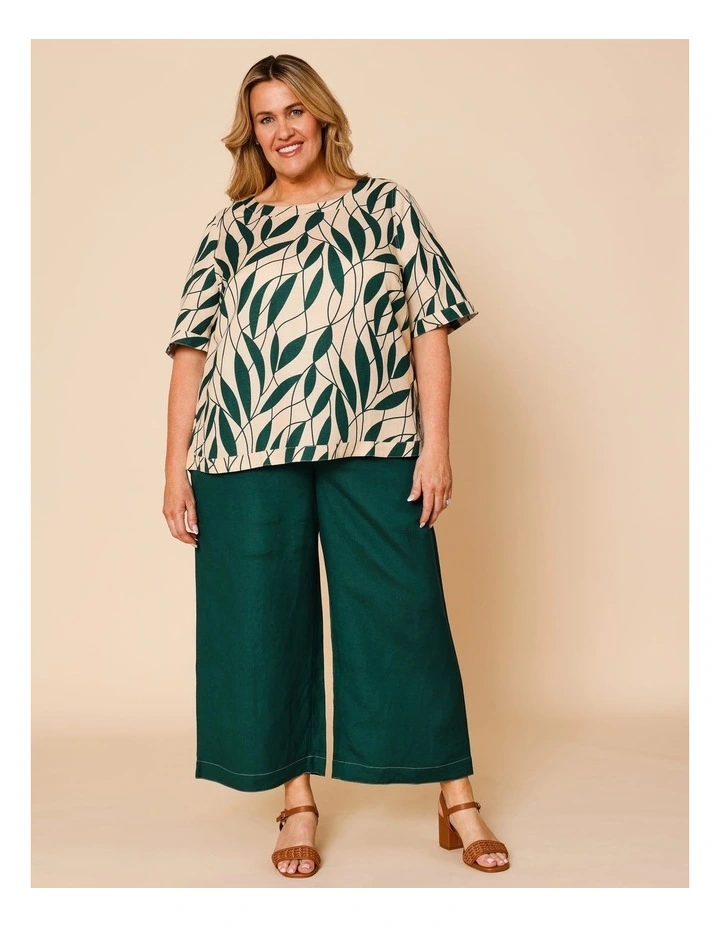 Short Sleeve Top With Curved Back Hem In Neutral/Forest Leaf Print image 2