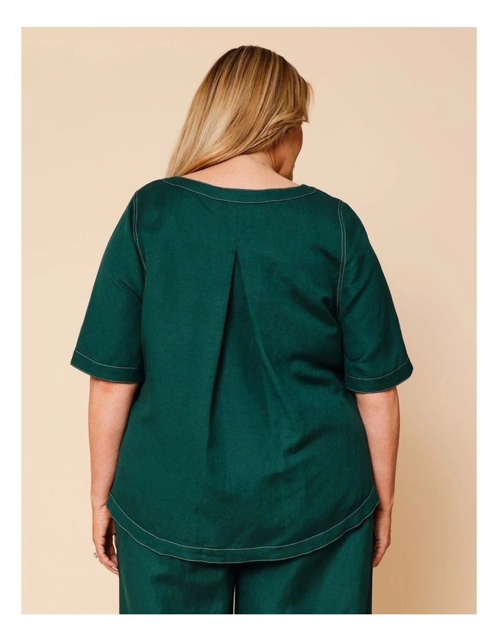 Short Sleeve Top With Curved Back Hem In Forest image 4