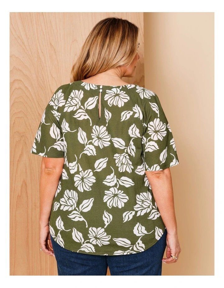 Short Raglan Sleeve Tee With Curved Hem In Avocado/White Floral image 5