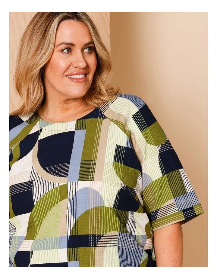 Raglan Short Sleeve Woven Front Tee With Knit Back In Navy/Avocado/White Geo Print image 3
