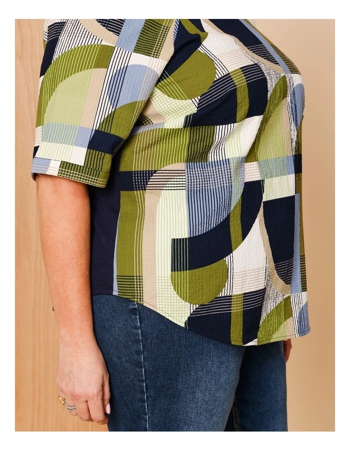 Raglan Short Sleeve Woven Front Tee With Knit Back In Navy/Avocado/White Geo Print image 5