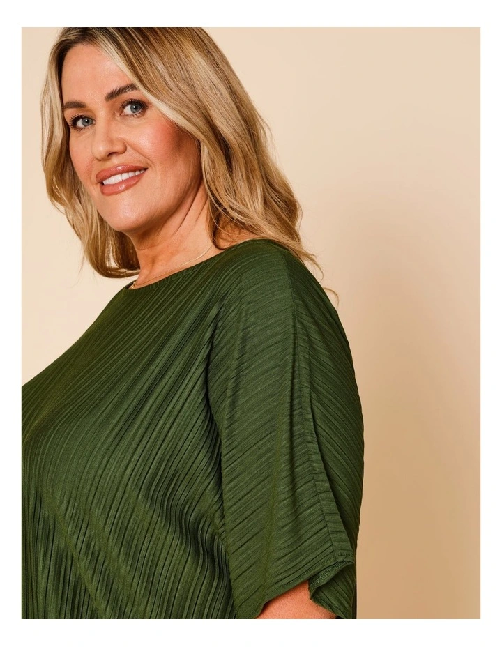 Plisse Elbow Length Sleeves Tee In Green image 5