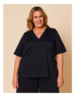 Short Sleeve V-neck Tee In Navy