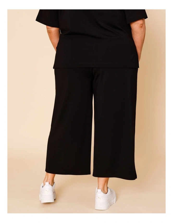 Wide Leg Crop Knit Pant With Pockets In Black image 5