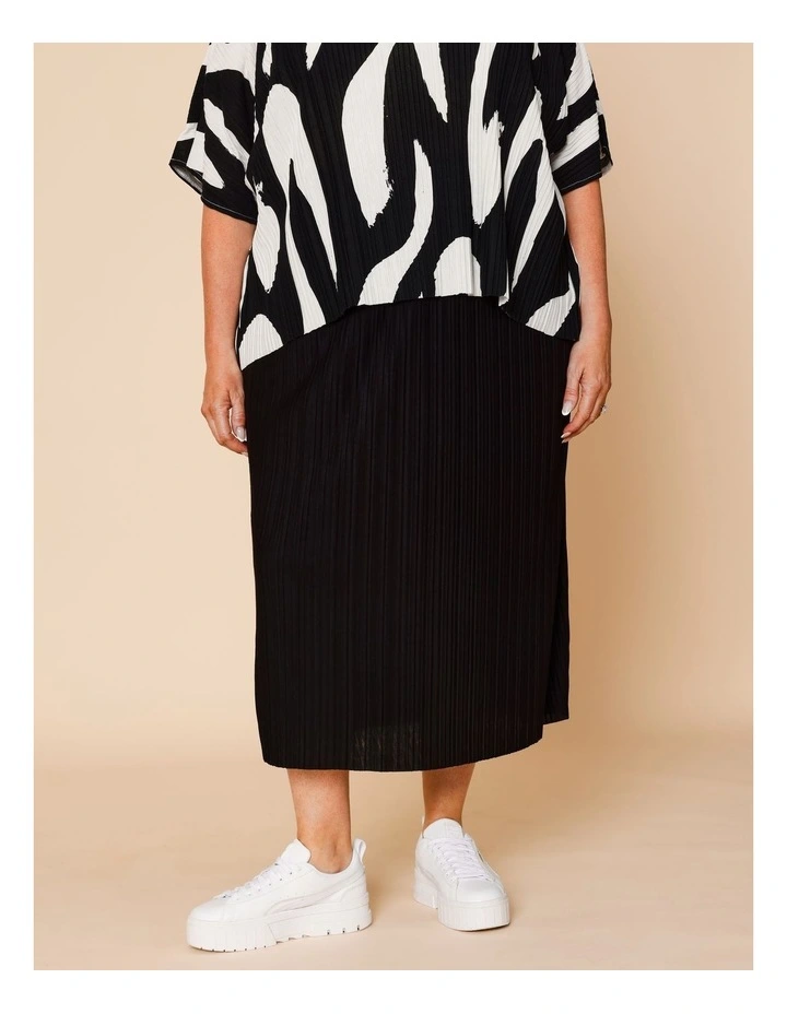 Plisse Skirt With Elastic Waist In Black image 1