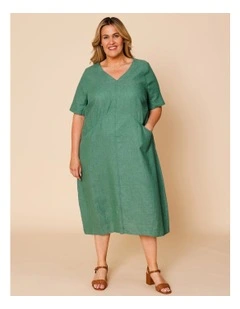 Short Sleeve Dress With Shaped Waist And Pockets In Green