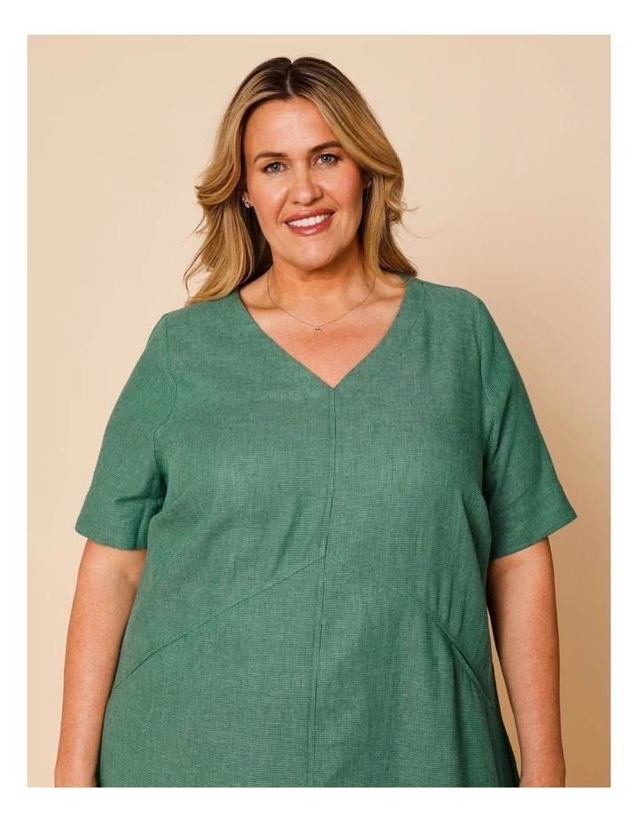 Short Sleeve Dress With Shaped Waist And Pockets In Green image 2