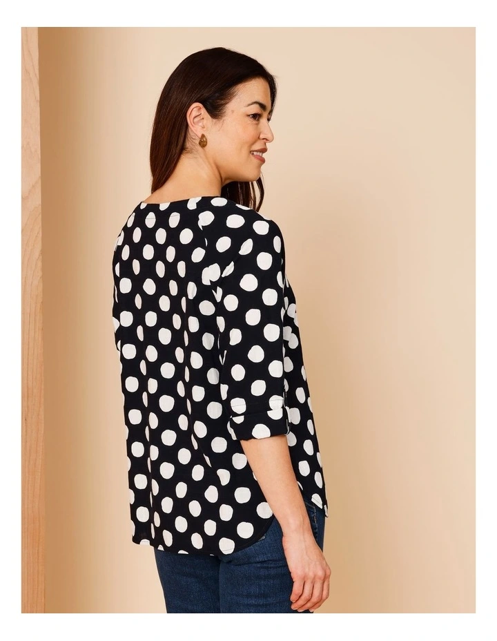 3/4 Roll Sleeve Top With Shaped Hem In Navy/White Spot image 5